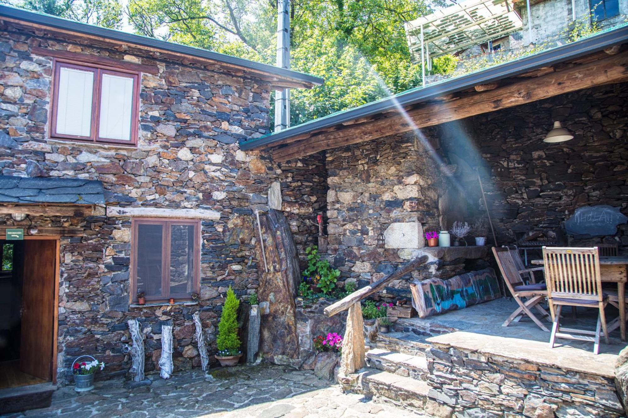 Bed & Breakfast Cabo Do Mundo Chantada
